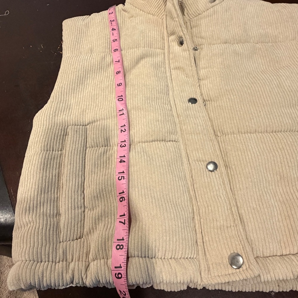 SAY WHAT Women Puffer Vest Size M Corduroy Tan Quilted Gorpcore Streetwear New - Picture 8 of 9